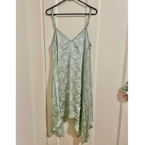 Flowy seafoam dress!